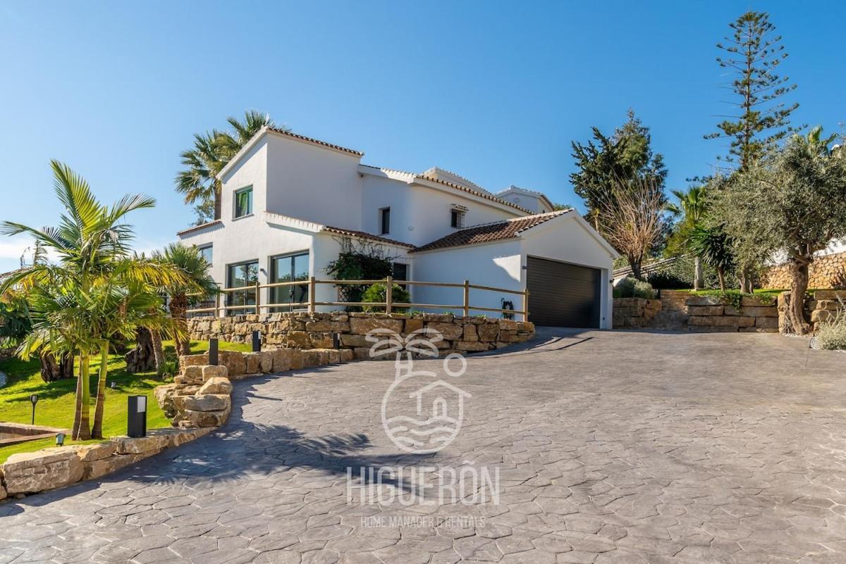 Villa Higueronrentals Centinela