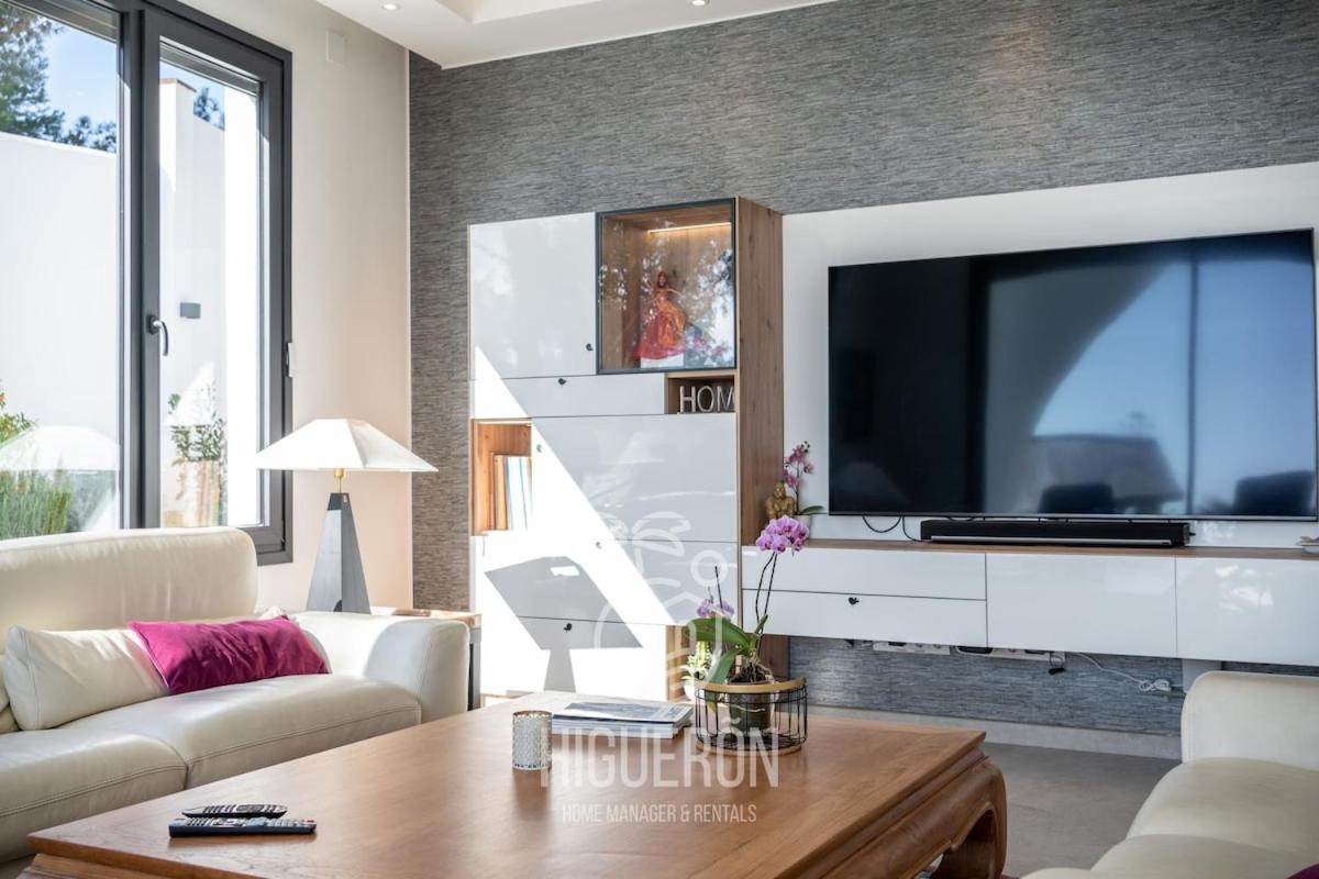 Villa Higueronrentals Centinela