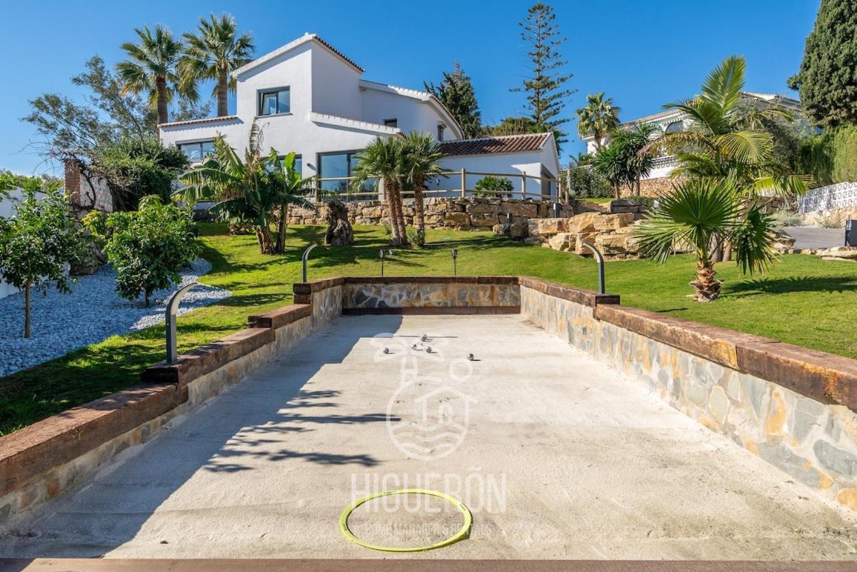 Higueronrentals Centinela Villa